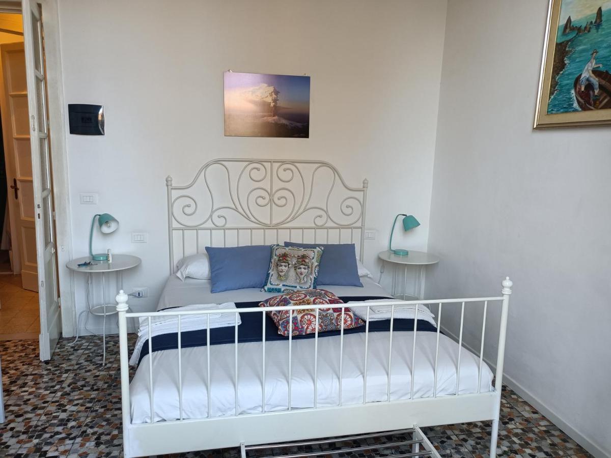 B&B Perla Catania Bagian luar foto