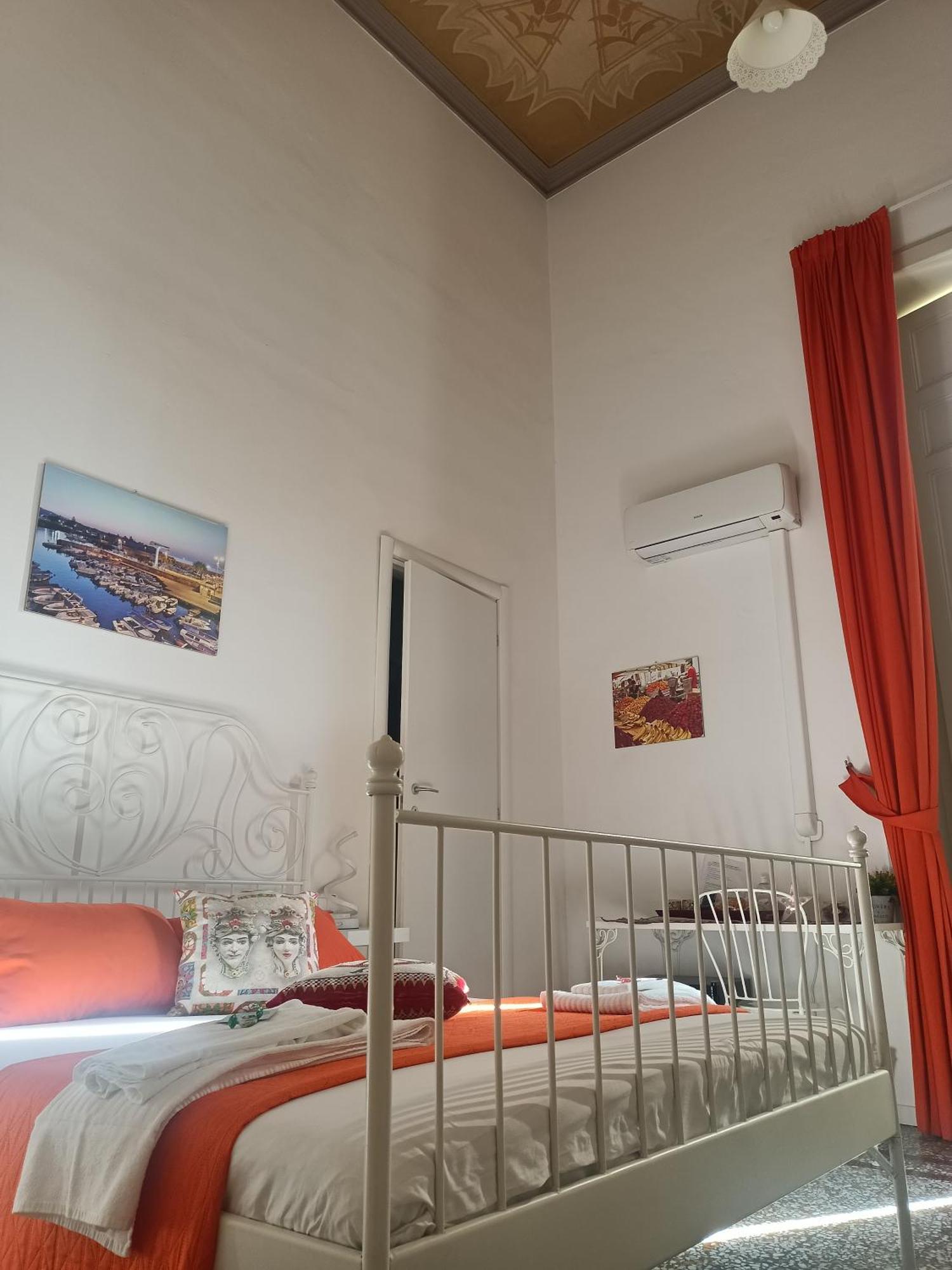 B&B Perla Catania Ruang foto